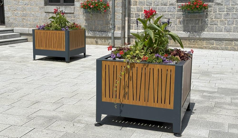 Jardini&egrave;re Lia 